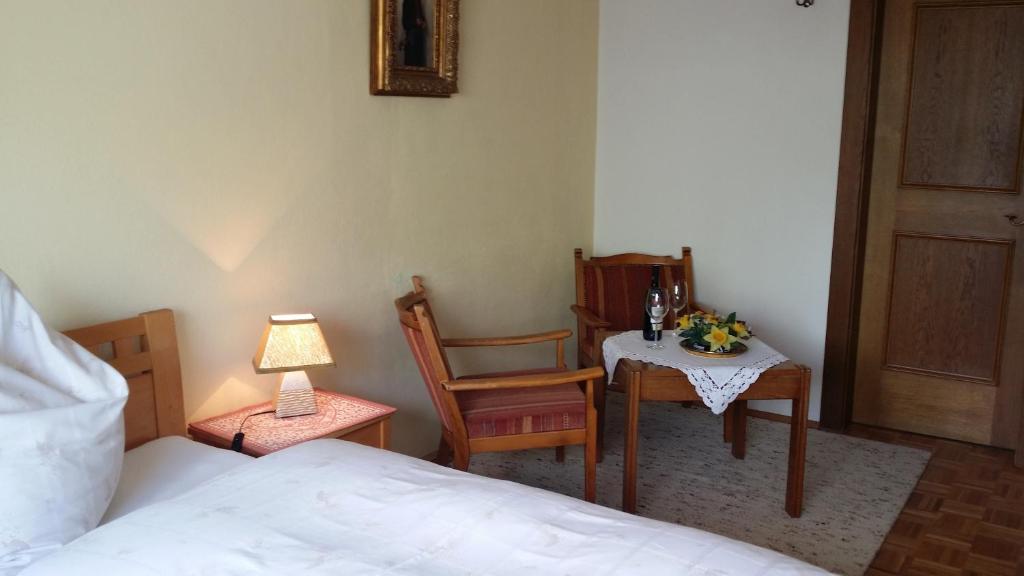 Letto o letti in una camera di KREUZHOF Seefeld