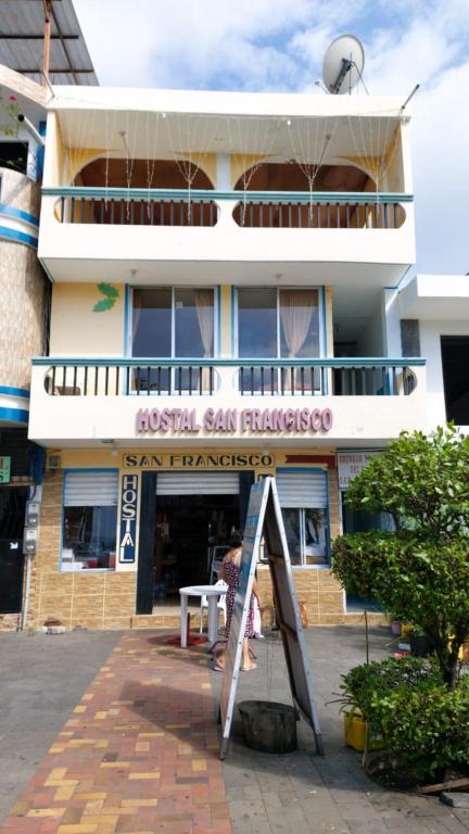 HOSTAL SAN FRANCISCO (en San Cristóbal)