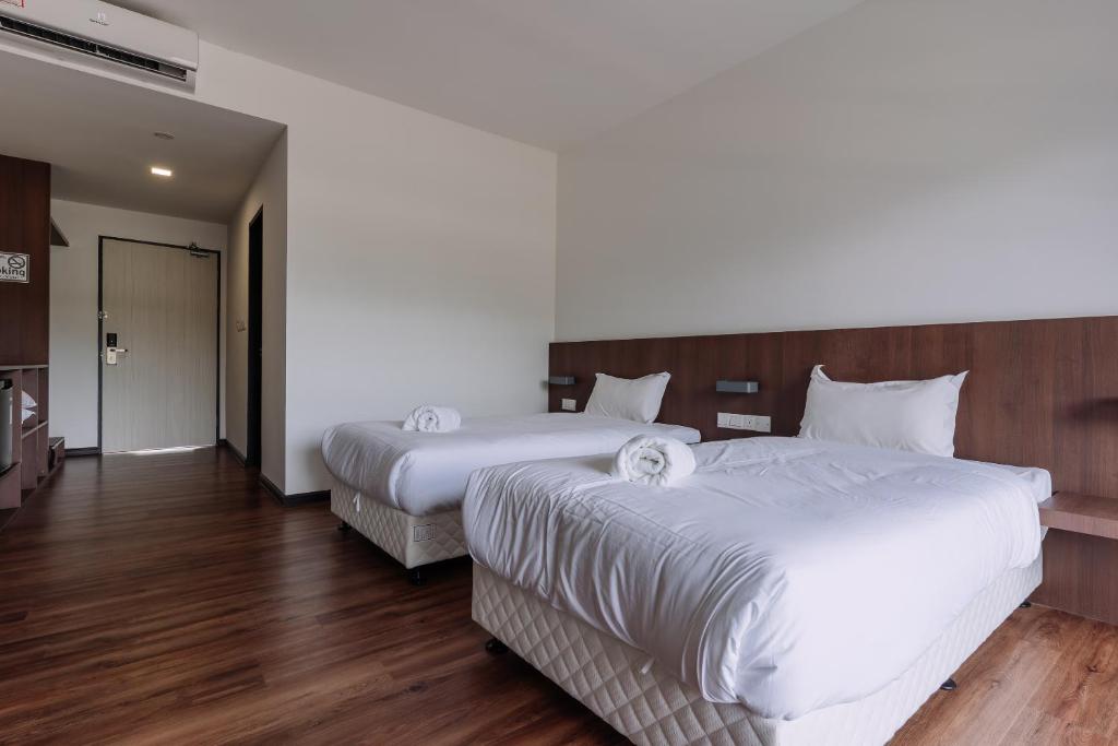 Roxy Sematan Villa & Townhouse - Habitación Gemela De Lujo