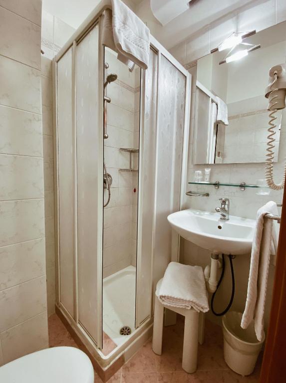 Koupelna v ubytování Hotel Kristall