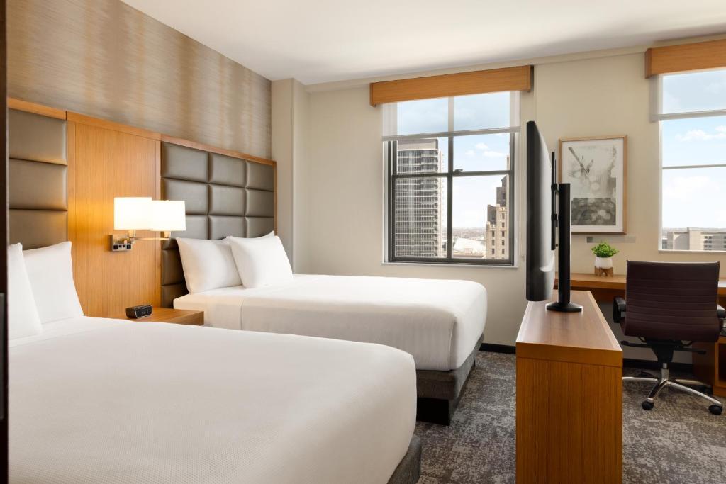 Hyatt Place Houston Downtown - Camera Queen Standard Con Due Letti Matrimoniali E Divano Letto