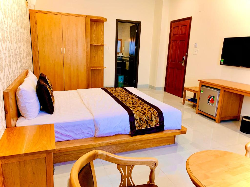 SAO BĂNG HOTEL - Deluxe King Room