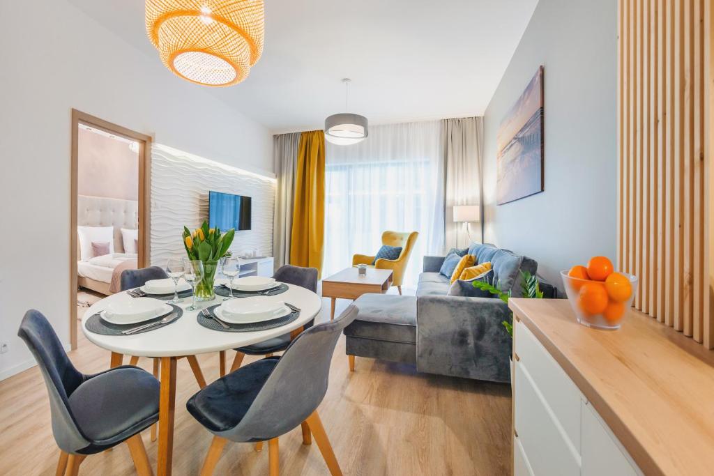 Apartamenty Sun & Snow Kołobrzeg Resorts z basenem - One-Bedroom Apartment