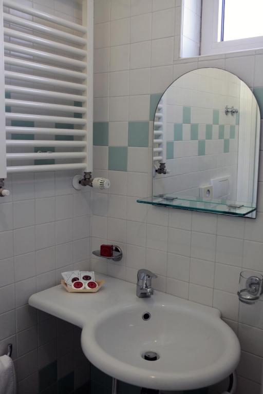 Hotel b&b Villa Irma - Resim 24