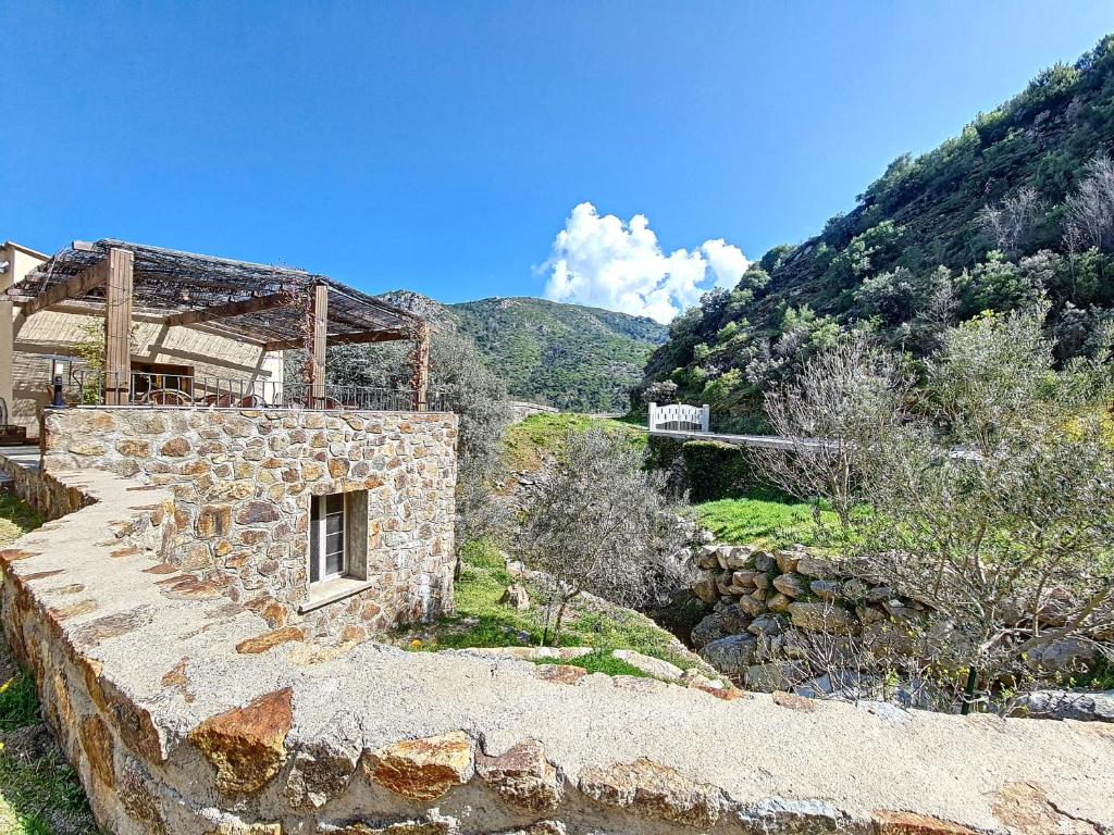 Nespecifikovaný výhled na hory nebo výhled na hory při pohledu z bed and breakfast