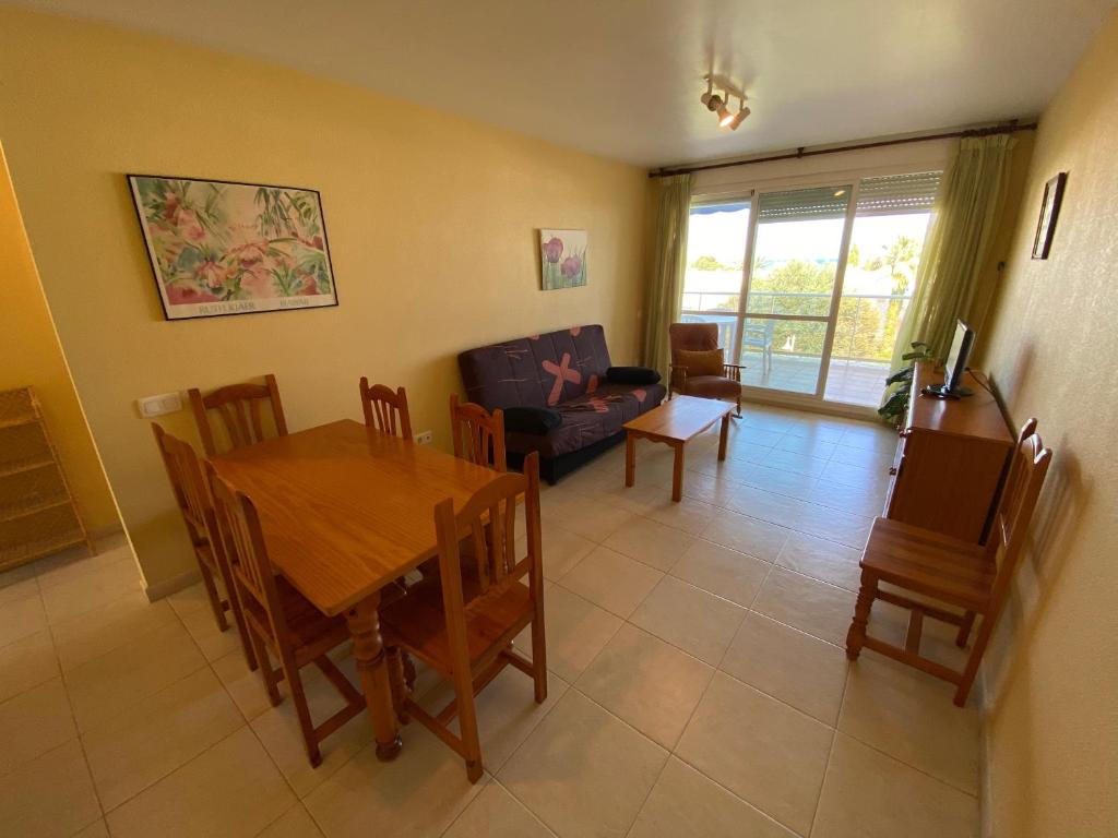 Fotografie z fotogalerie ubytování Apartamentos Jardines del Puerto Altamar v destinaci Alcossebre