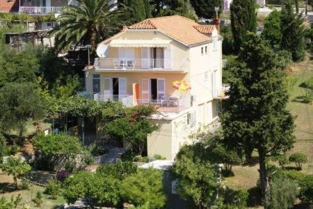 Vonkajšia záhrada v ubytovaní Guesthouse Kanjuo