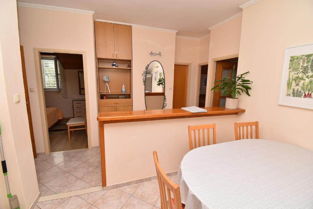 Kuchyňa alebo kuchynka v ubytovaní Guesthouse Kanjuo