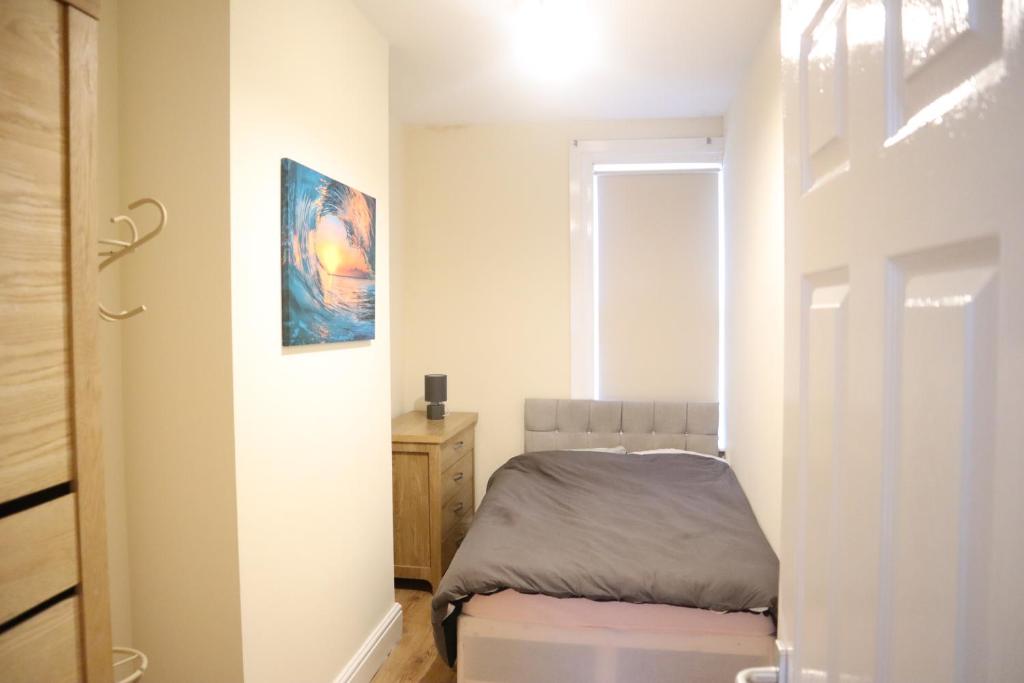4 Bed/City Centre/Fast WiFi/Spacious Apartment