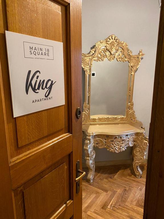 Kúpeľňa v ubytovaní Main Square 18 King Apartament