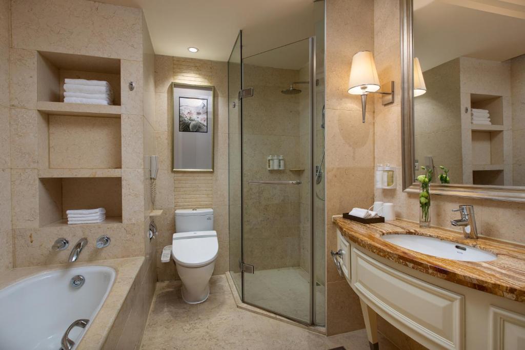 Holiday Inn Fuzhou New Port, an IHG Hotel - Premium Double Room With Two Double Beds - Smoking
