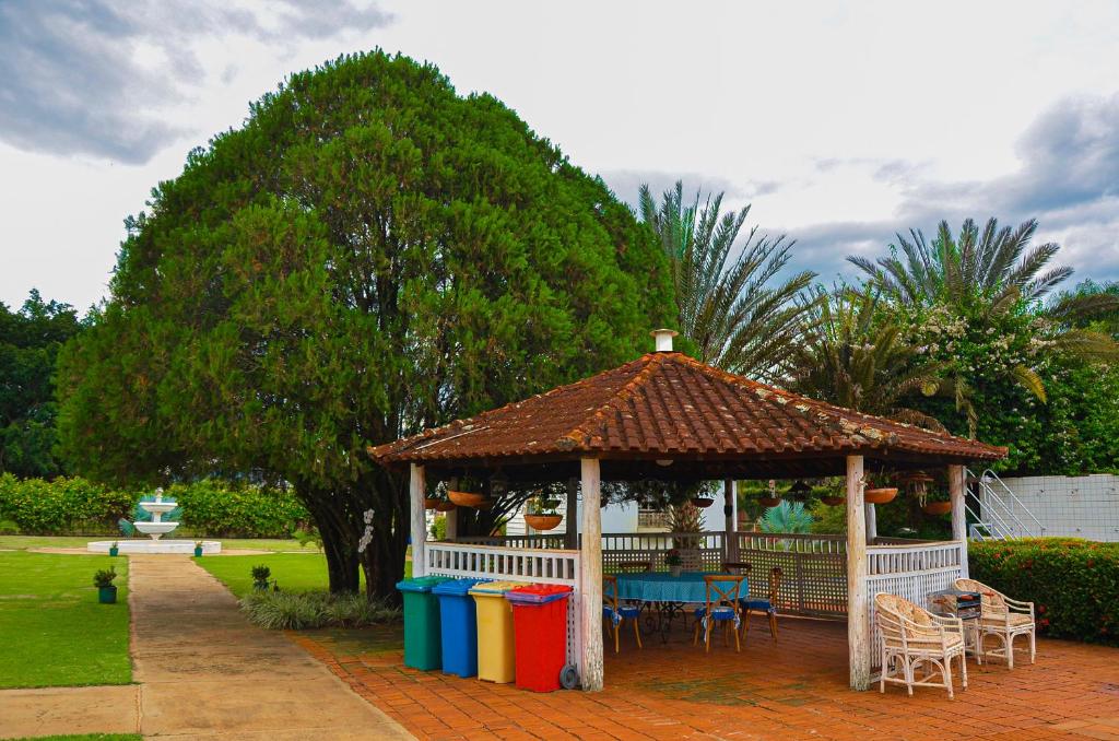  Chalé Inglês 2 na FV próximo a Ribeirão Preto