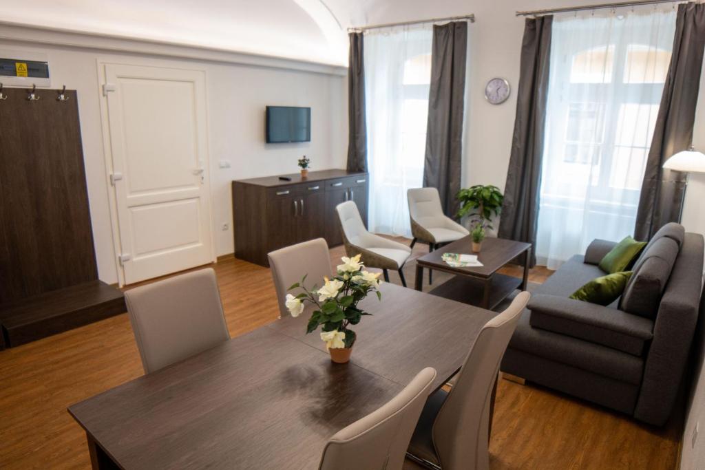 Mecset Apartman - Resim 10