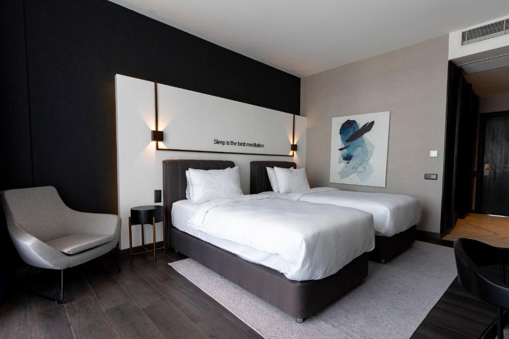 Hotel Bonvie - 