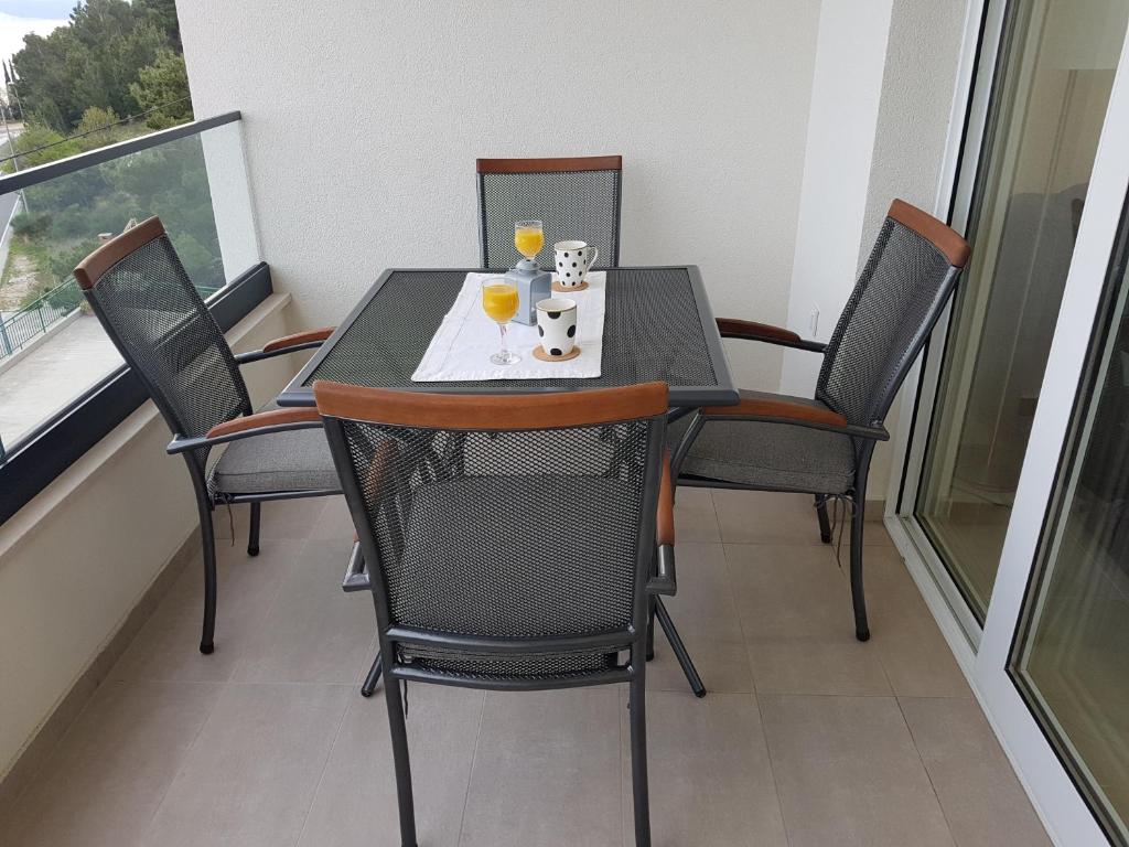 Balkón nebo terasa v ubytování La Vista apartments