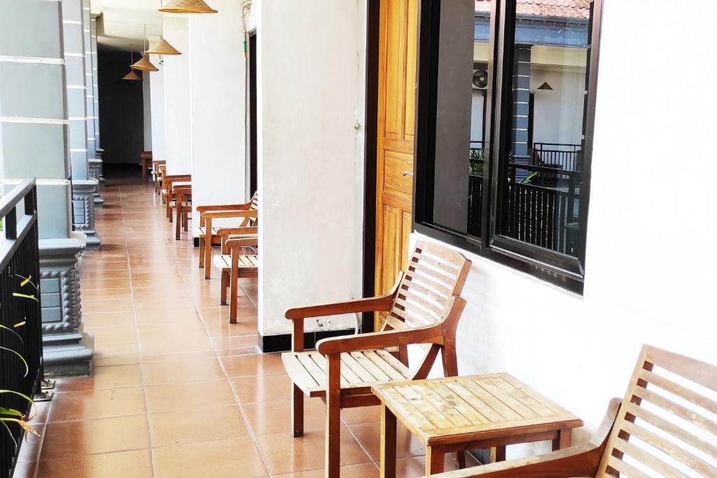 Posezení v ubytování Hotel Salma Syariah Mitra RedDoorz near Terminal Baru Kediri
