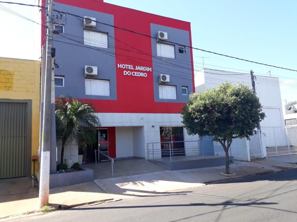  Hotel Jardim do Cedro