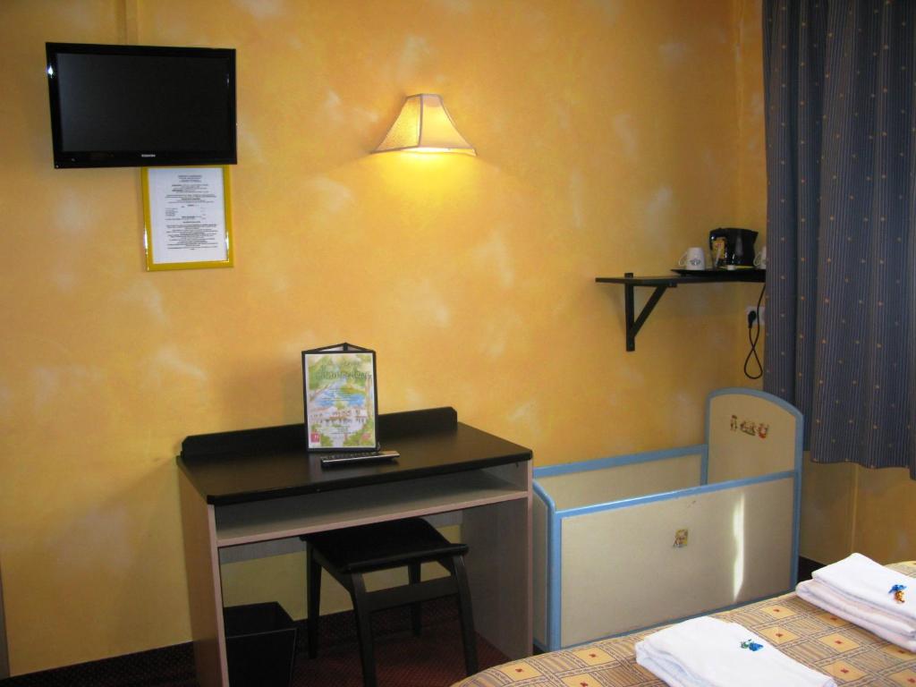 Postel nebo postele na pokoji v ubytování Auberge Champenoise