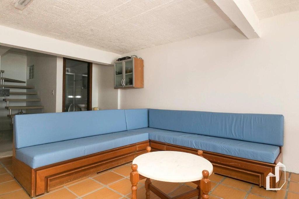  Casa frente ao mar com 03 dormitórios