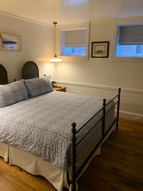 Greydon House photo