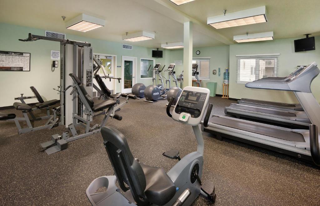 Fitness centrum a/nebo fitness zařízení v ubytování WorldMark Long Beach