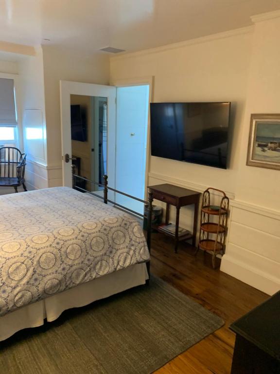 Greydon House photo