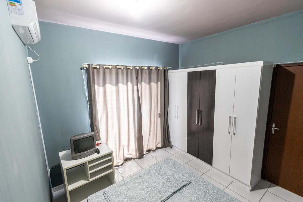  Apto próximo a lagoa da Ibiraquera