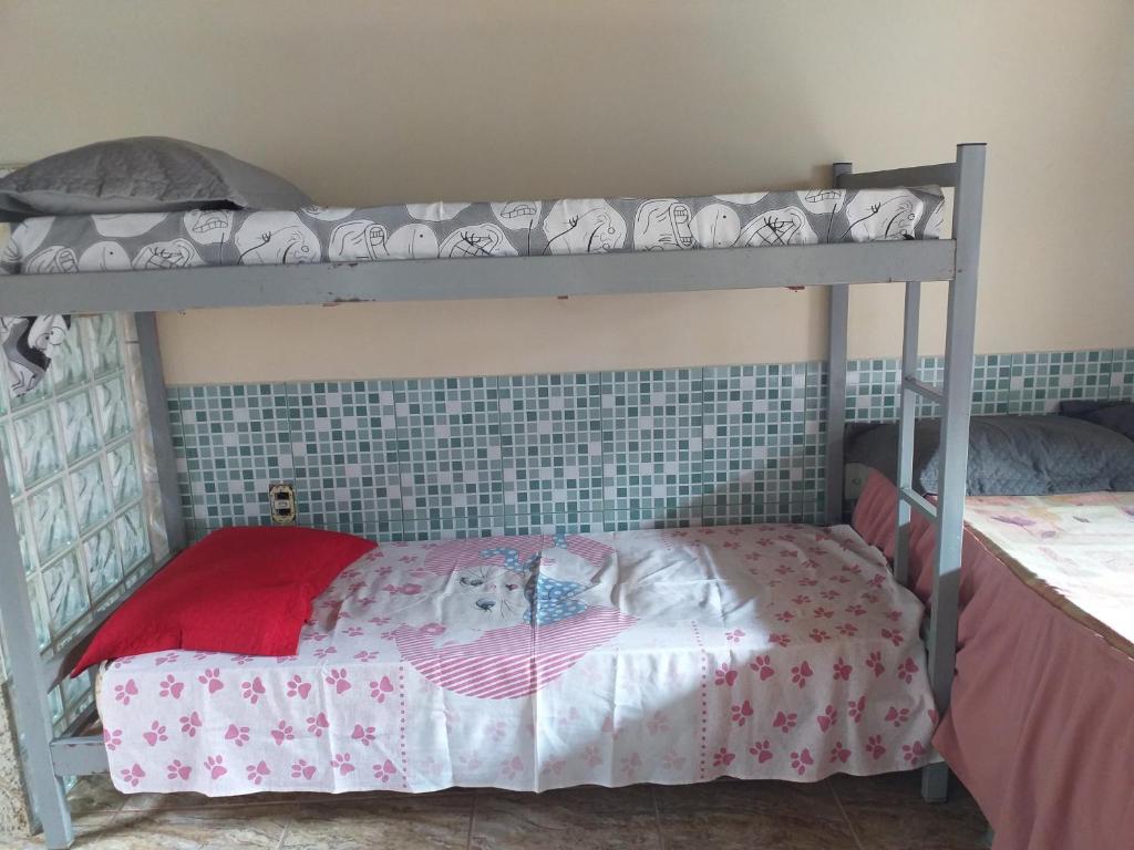  Linda Casa com Piscina.