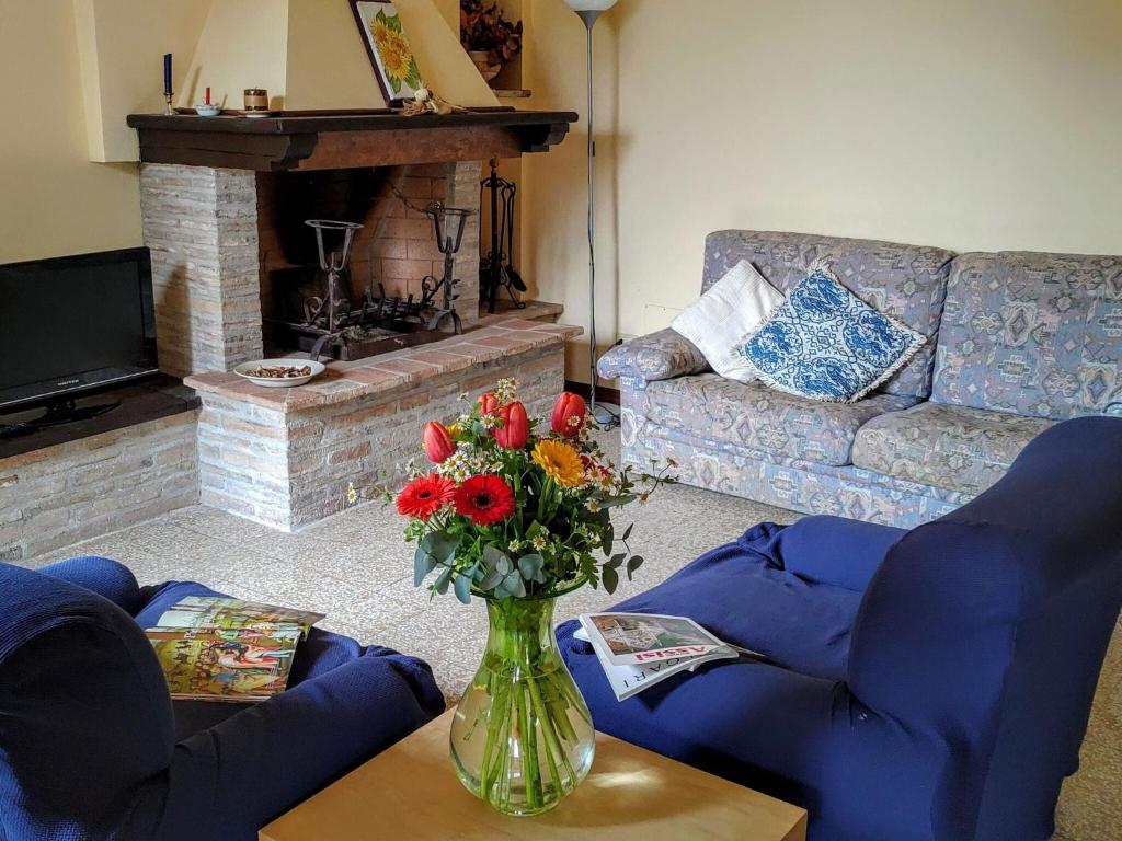Posedenie v ubytovaní Holiday Home in Ramazzano near Assisi