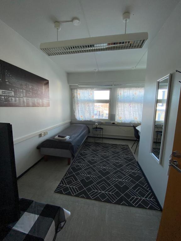 Hostel400Kokkola Mannerheiminaukio - Single Room With Shared Bathroom