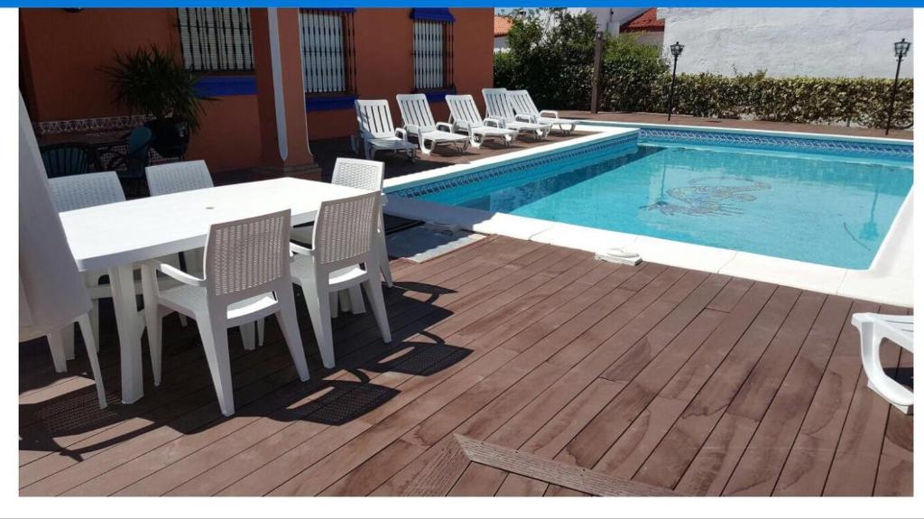 VILLA DELUXE CON PISCINA PRIVADA - Housity