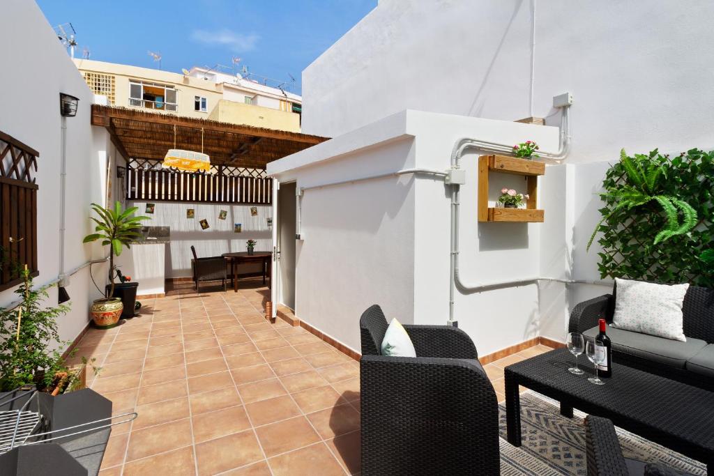 Barceló 21, parking on request, Atico With terrace & Studio With Patio, Center, quite, BC - 4