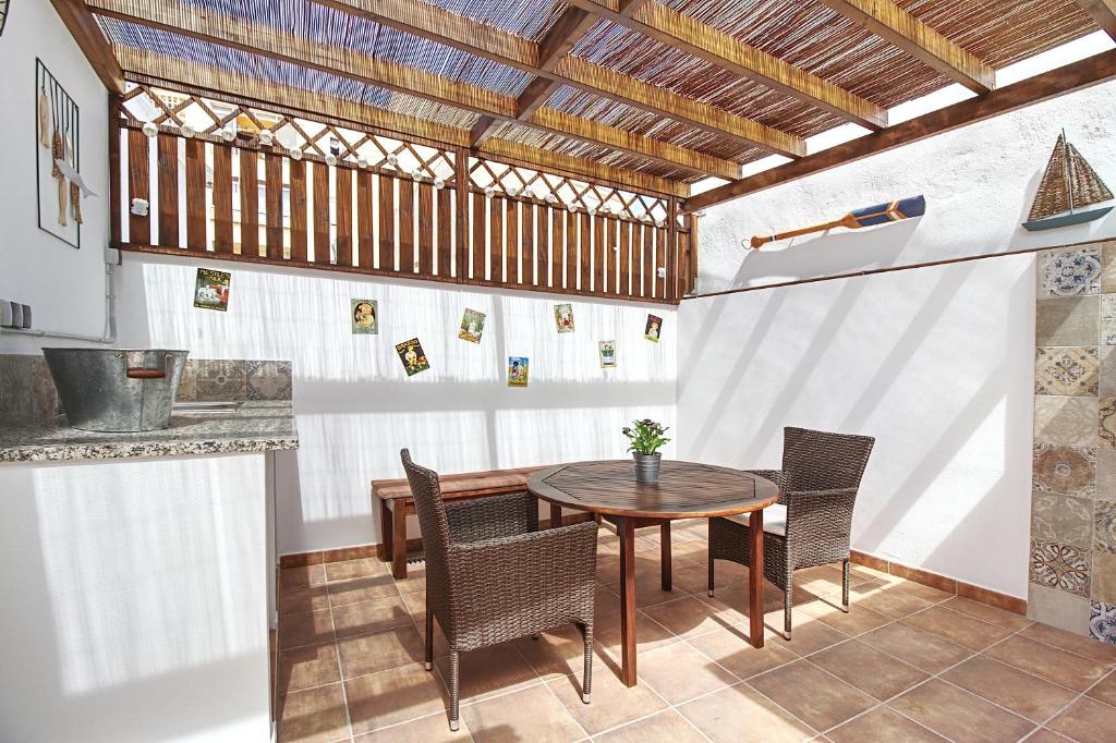 Barceló 21, parking on request, Atico With terrace & Studio With Patio, Center, quite, BC - 3