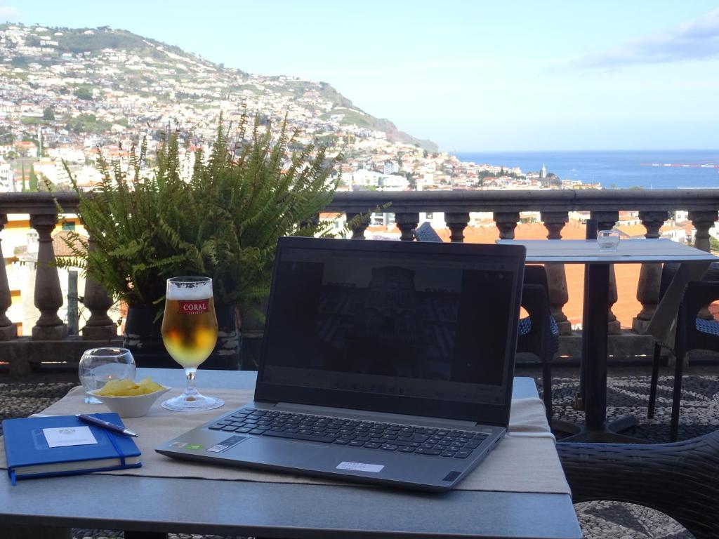 Hotel Monte Carlo - Resim 6