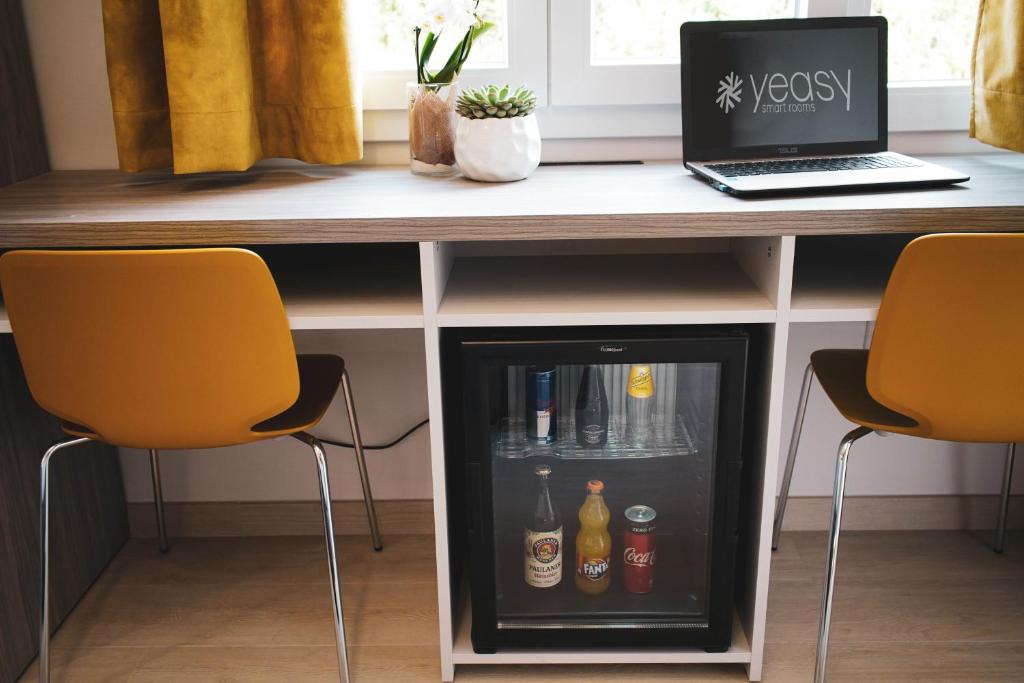 YEASY smart rooms Cefalù