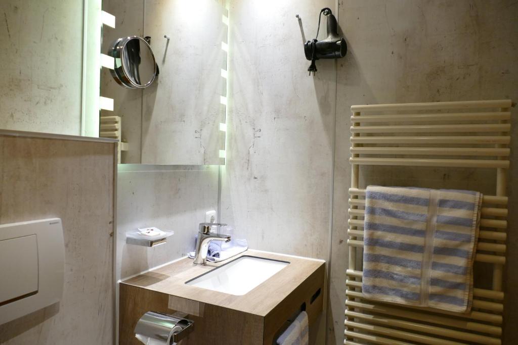 Altstadthotel "Zum Hechten" - 12