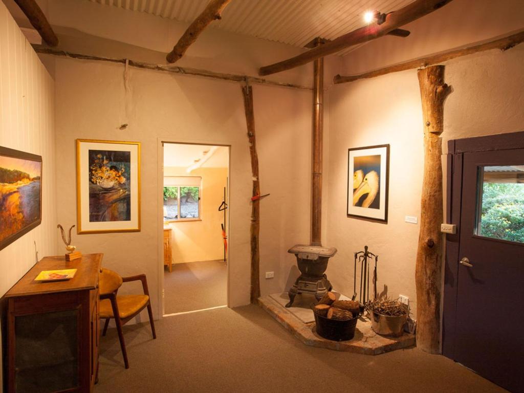 Fotografie z fotogalerie ubytování Lyrebird Studio Secluded Retreat in the Watagans. 20 min drive to Cessnock v destinaci Ellalong