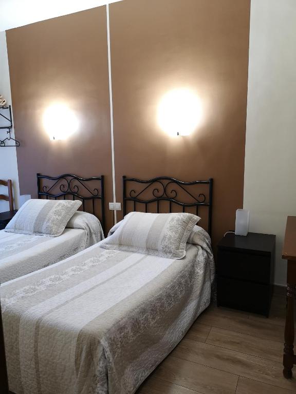 Hostal Plaza - Habitación Individual