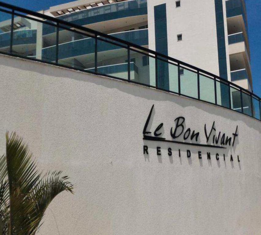  Le Bon Vivant Arraial beach