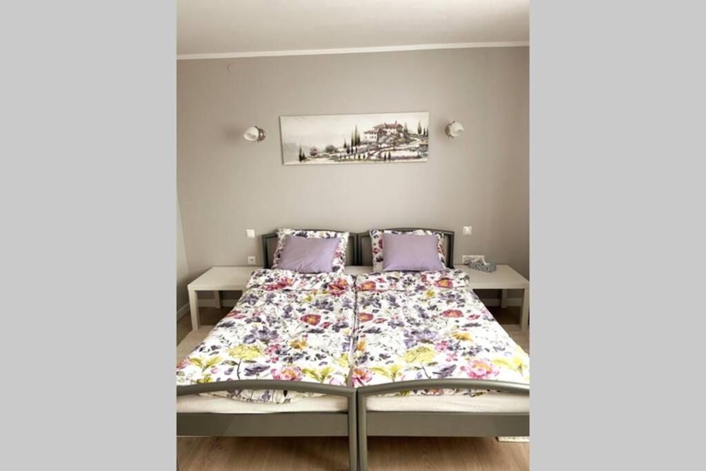 Posteľ alebo postele v izbe v ubytovaní Modern apartment in Tarnow