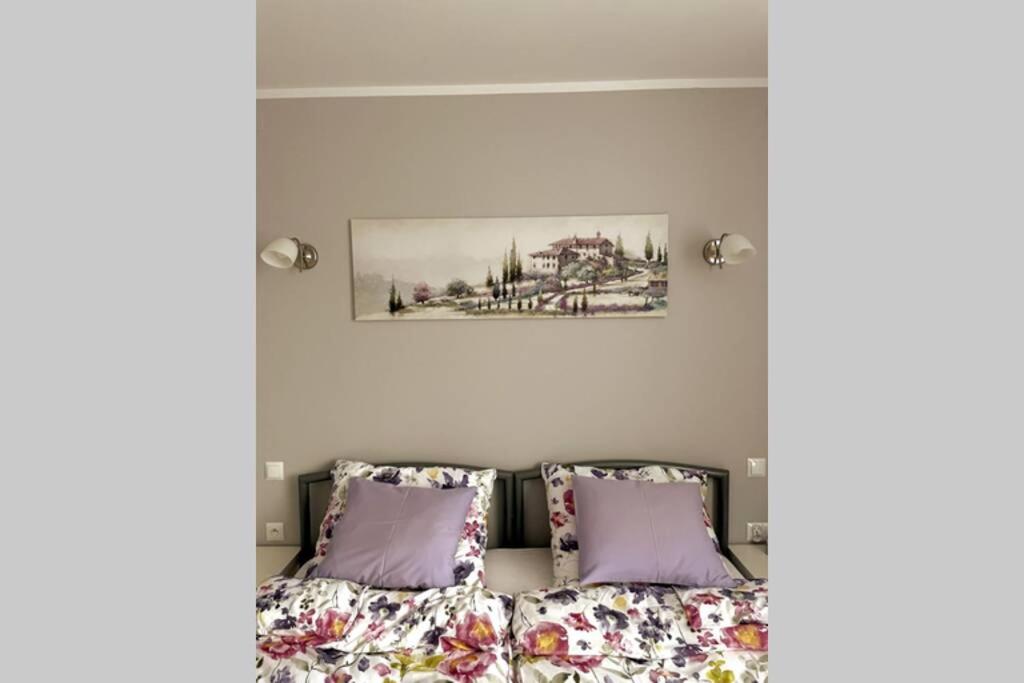 Posteľ alebo postele v izbe v ubytovaní Modern apartment in Tarnow