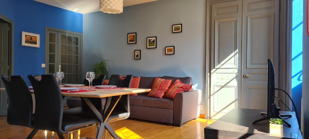 Photo de la galerie de l'établissement BlueMoon-Appartement en plein centre de ville d'Annecy, à Annecy