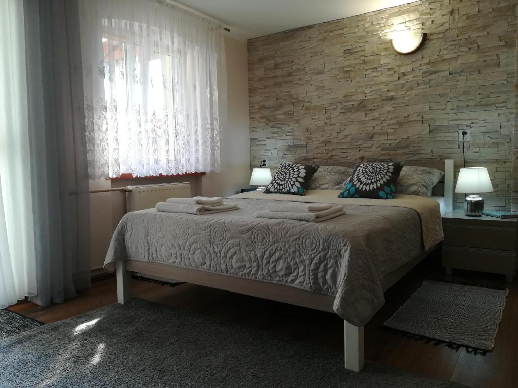 Cichy Zakątek - Two-Bedroom Apartment
