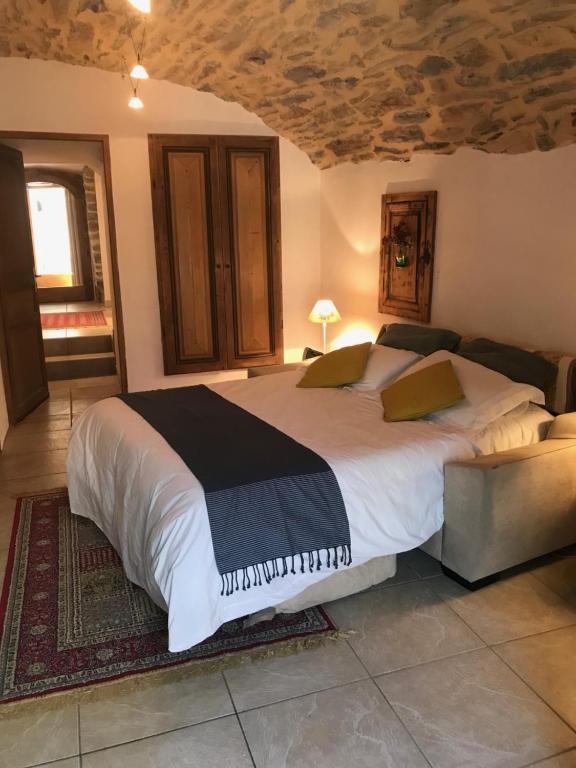 Postel nebo postele na pokoji v ubytování Mas le Nogier Gites Apartments