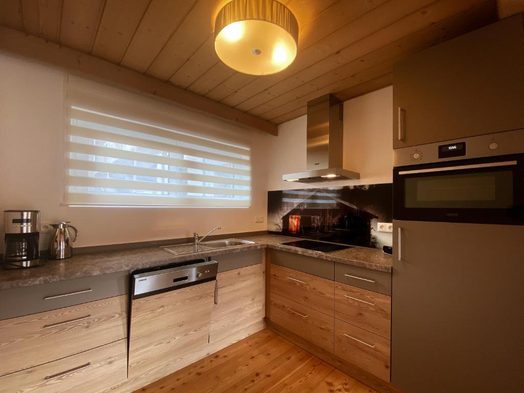 Kuchyň nebo kuchyňský kout v ubytování Gästehaus Weller