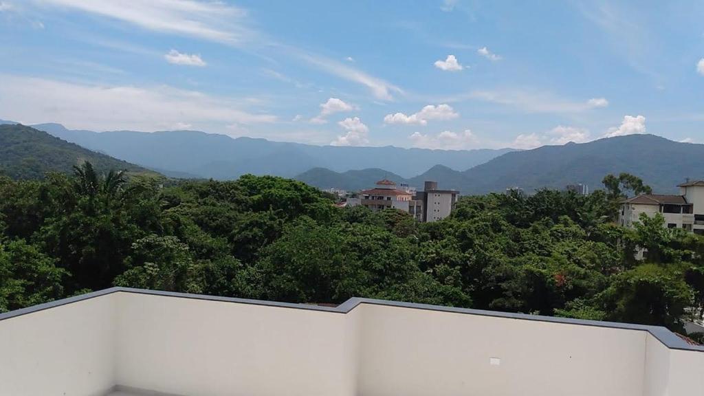  Apto Novíssimo no Itaguá com piscina