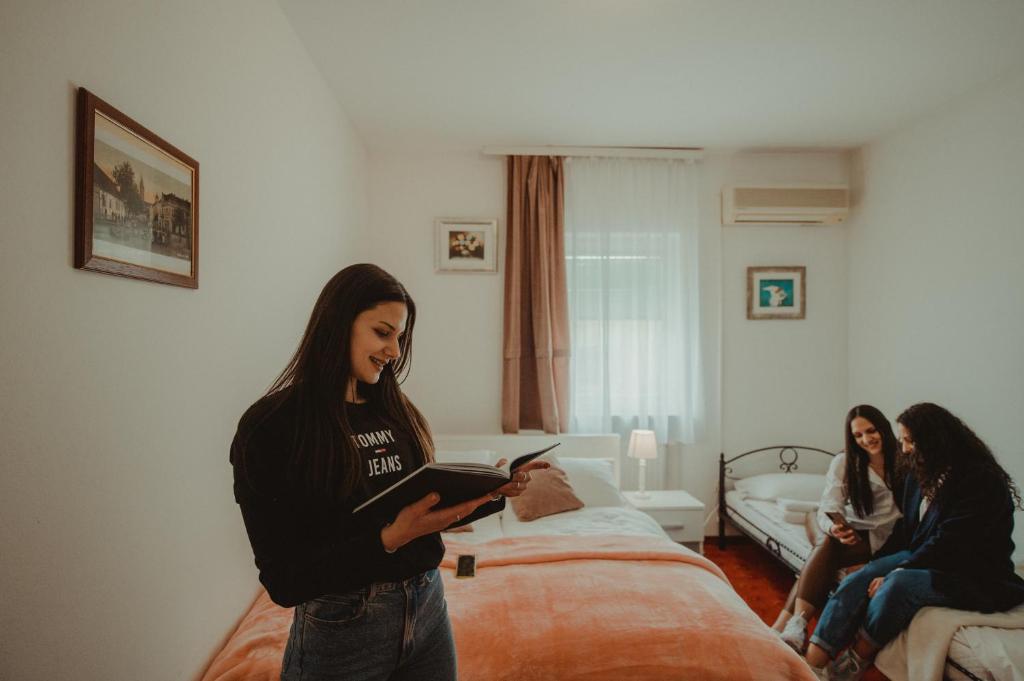 Hostia v ubytovaní B&B Laguna