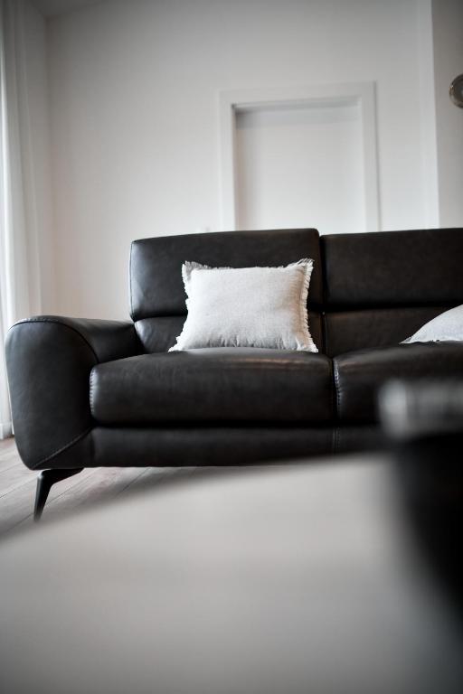 Posedenie v ubytovaní Wonderful Holiday House Bruno with heated pool