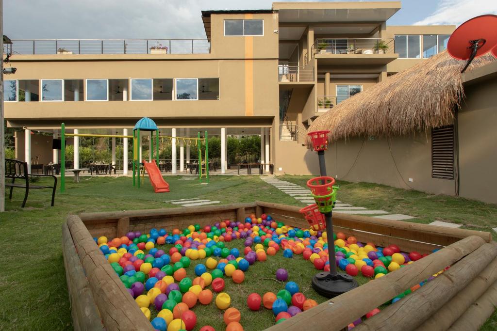 Herní místnost nebo prostor pro děti v ubytování Hotel Natural Hill's by H&R