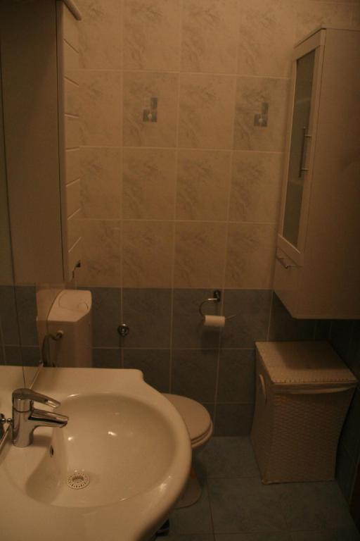 Koupelna v ubytování Apartments Nagj